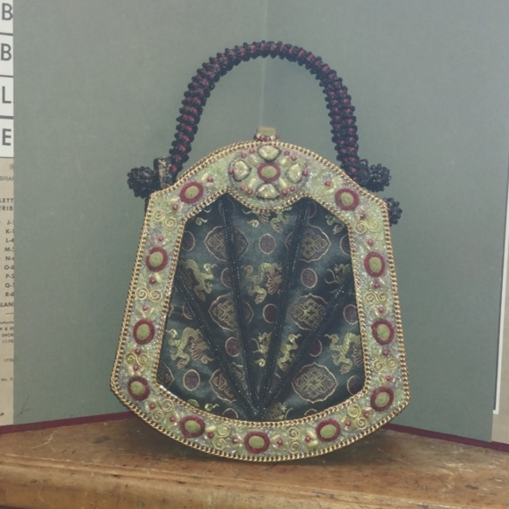 Mary Frances handbag 🌹🌹🌹
